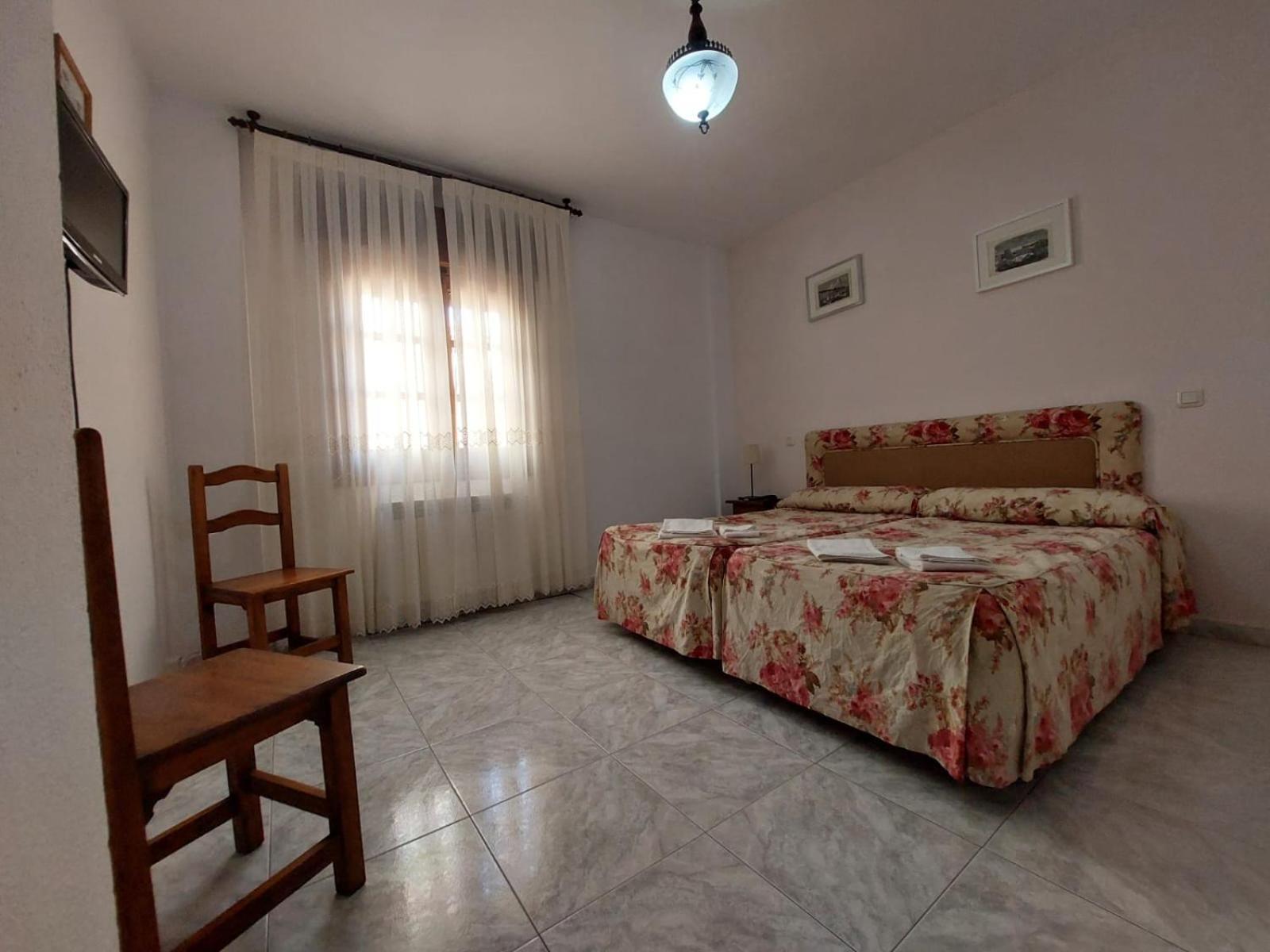 Hostal Restaurante Villa De Sepúlveda Kültér fotó