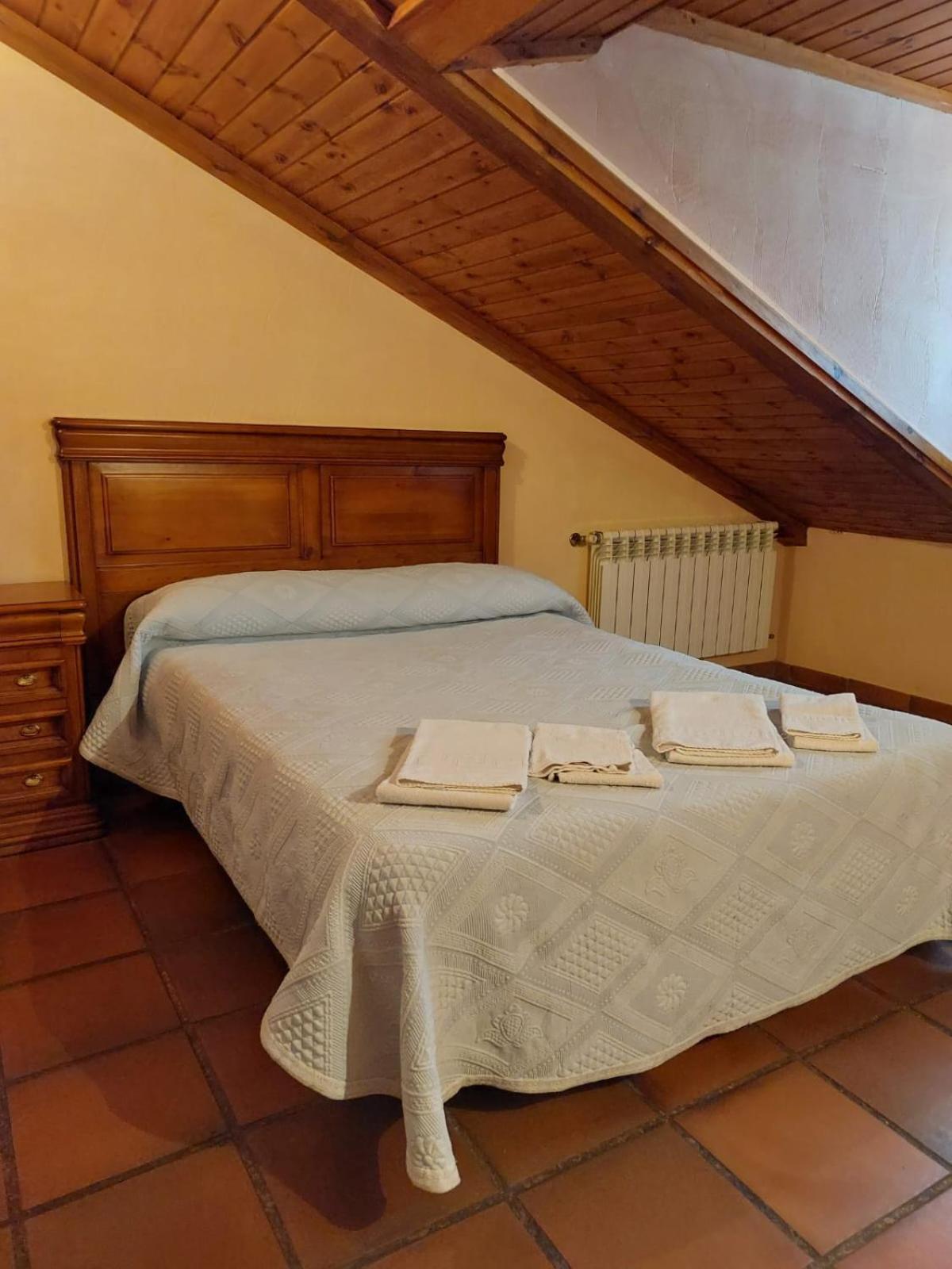 Hostal Restaurante Villa De Sepúlveda Kültér fotó