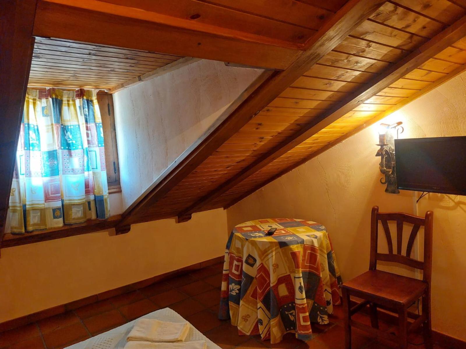 Hostal Restaurante Villa De Sepúlveda Kültér fotó